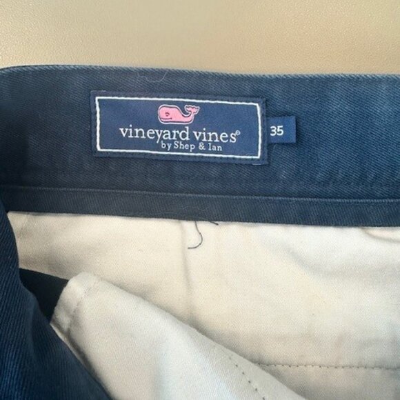 Vineyard Vines US Flag Whale Embroidered Chino Shorts Mens Size 35 - Picture 3 of 7